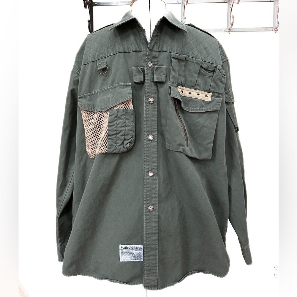 WILLIS GEIGER BUSH POPLIN
PHOTOJOURNALIST SAFARI SHIRT